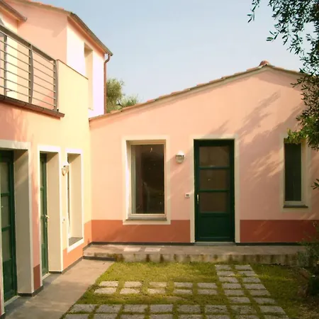 Fuer 4 Personen In Nyaraló *