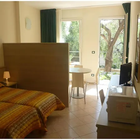 Ferienhaus Fuer 4 Personen In Imperia