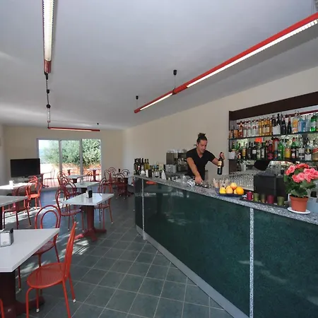 Fuer 4 Personen In *