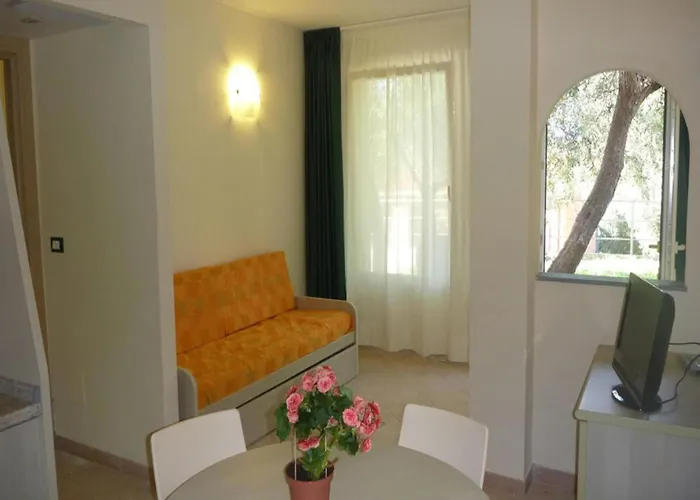 Fuer 4 Personen In Imperia